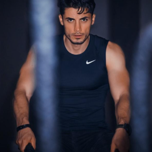 How To Flirt At The Gym Without Making It awkward