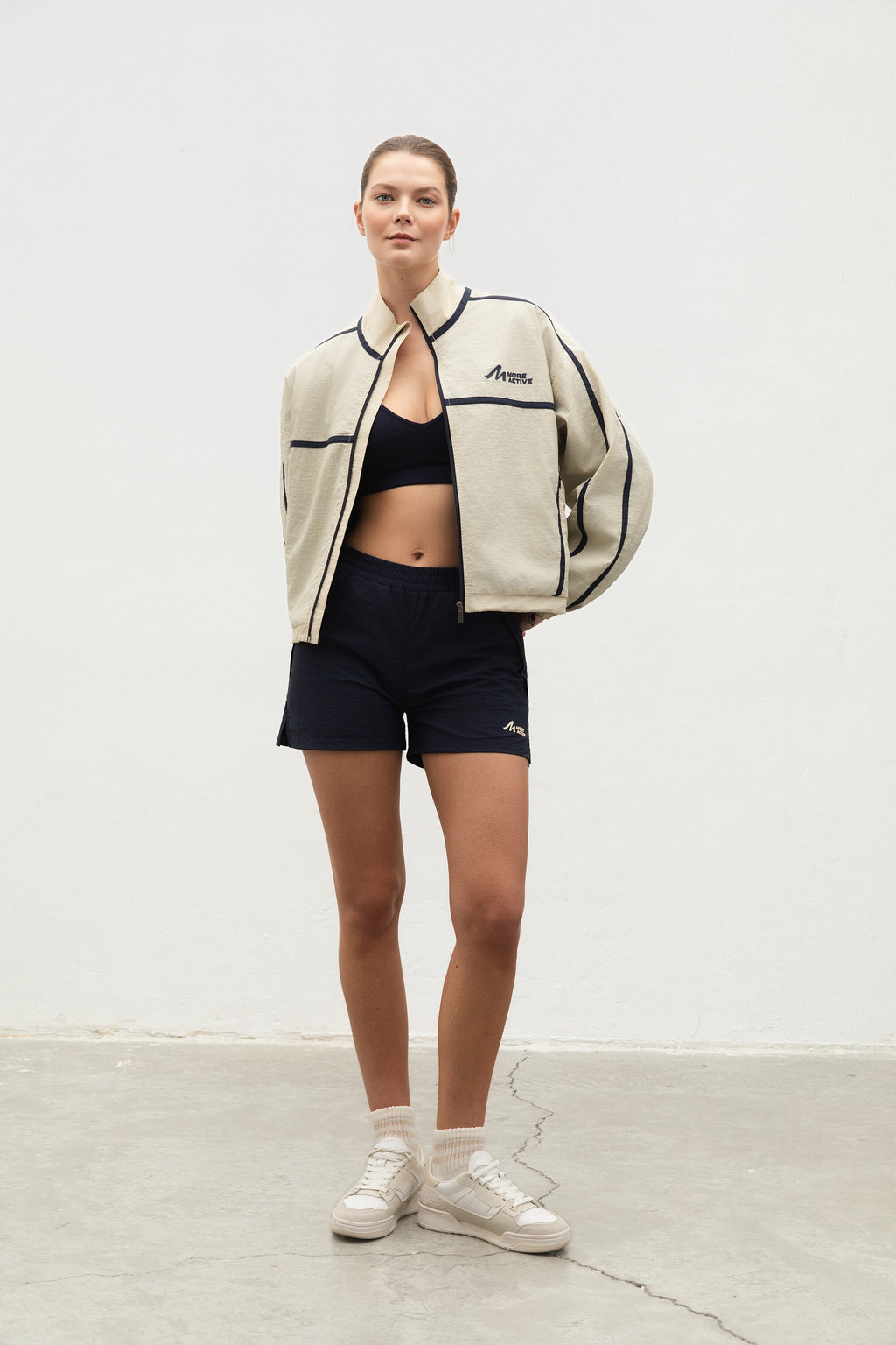 San Diego Woven Jacket with Contrast Lining and Bindings