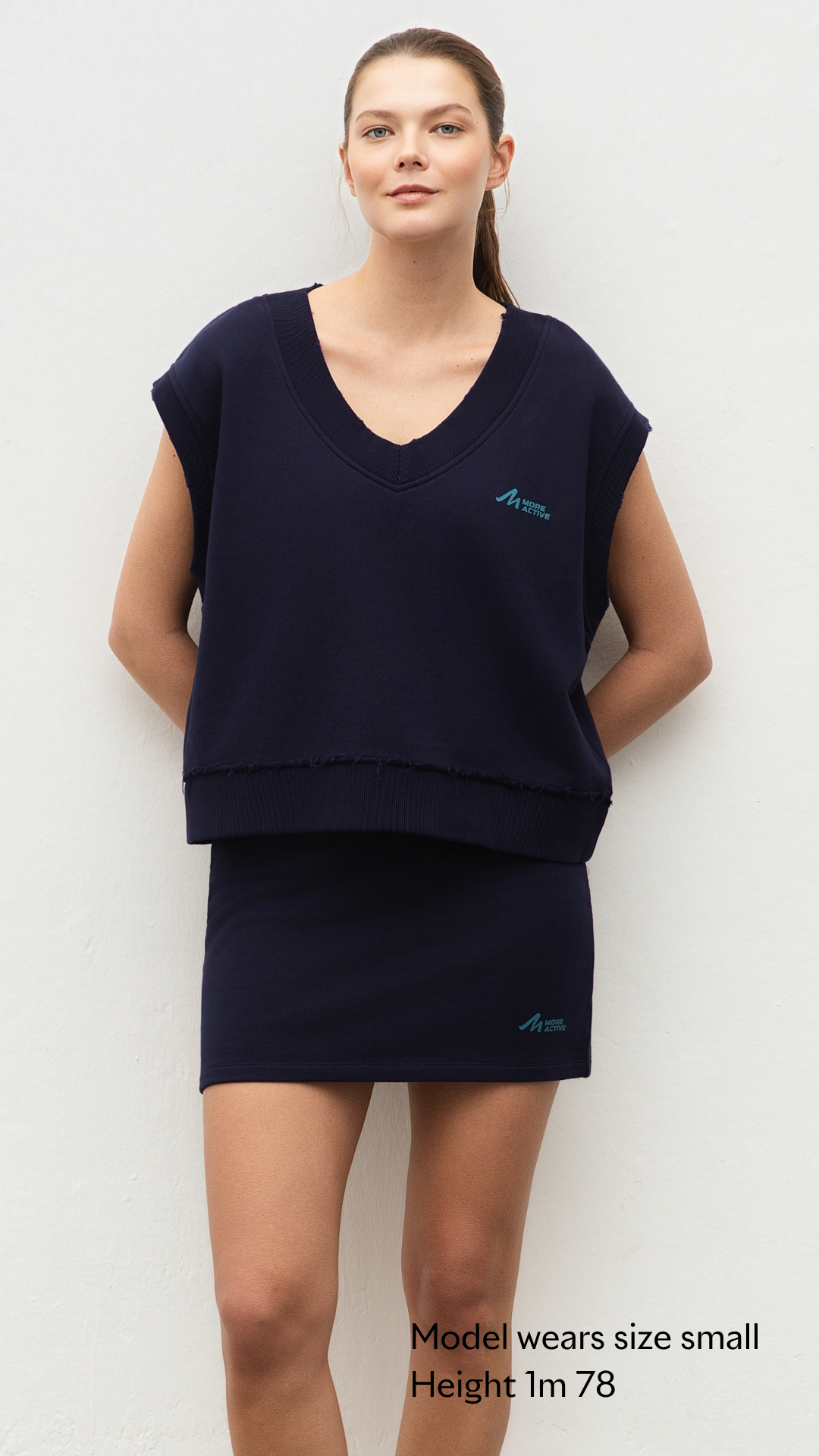 V Neck Sleeveless Fleece Sweatshirt With Garment Wash Maritime full details  video